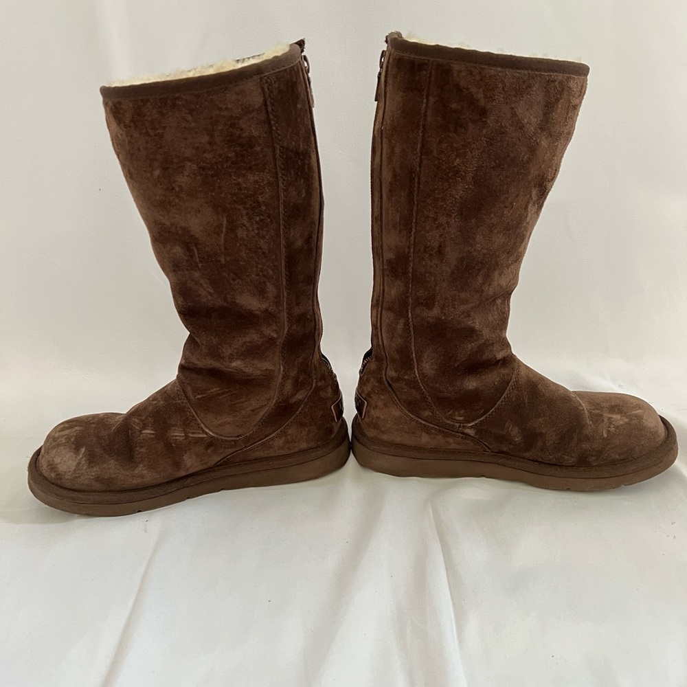 UGG tall boots, Size 7.5, brown